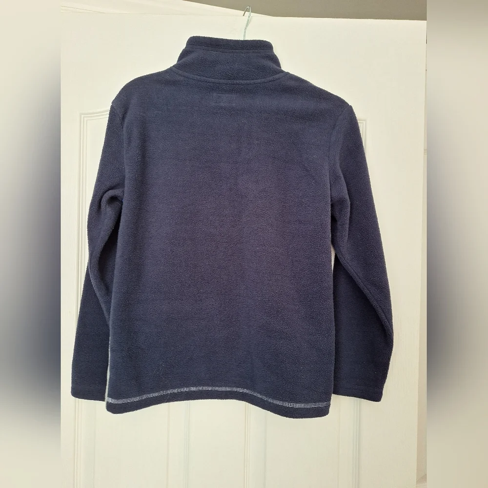 Place cozy colorblock